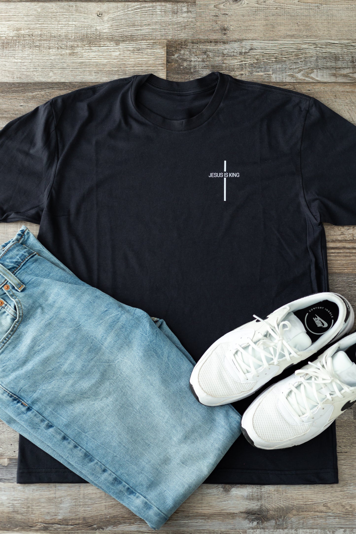 Jesus Is King Men's Tee